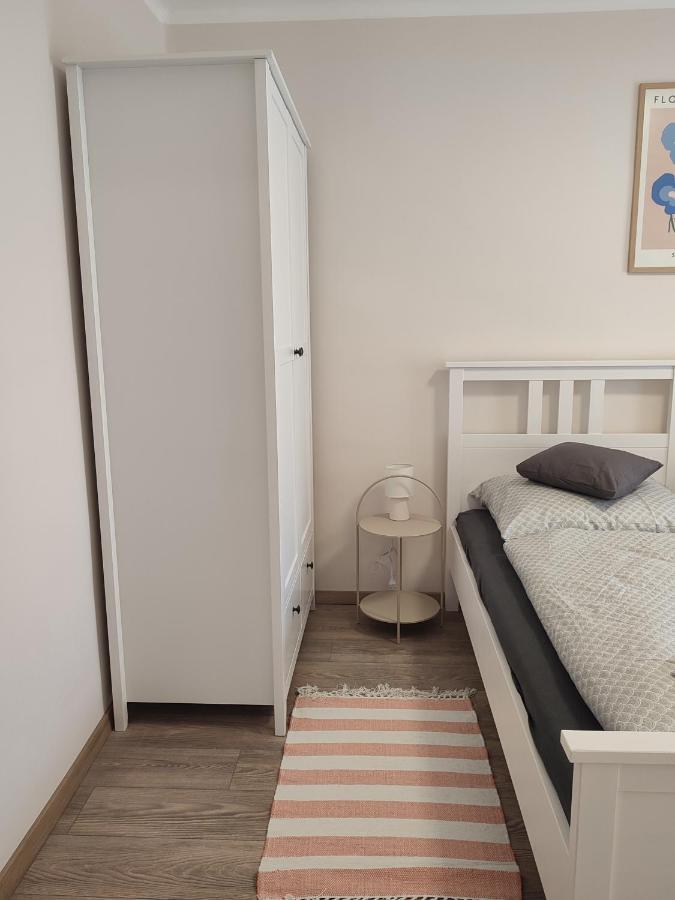 Voeroesko Apartmanhaz Balatonalmádi Exterior foto