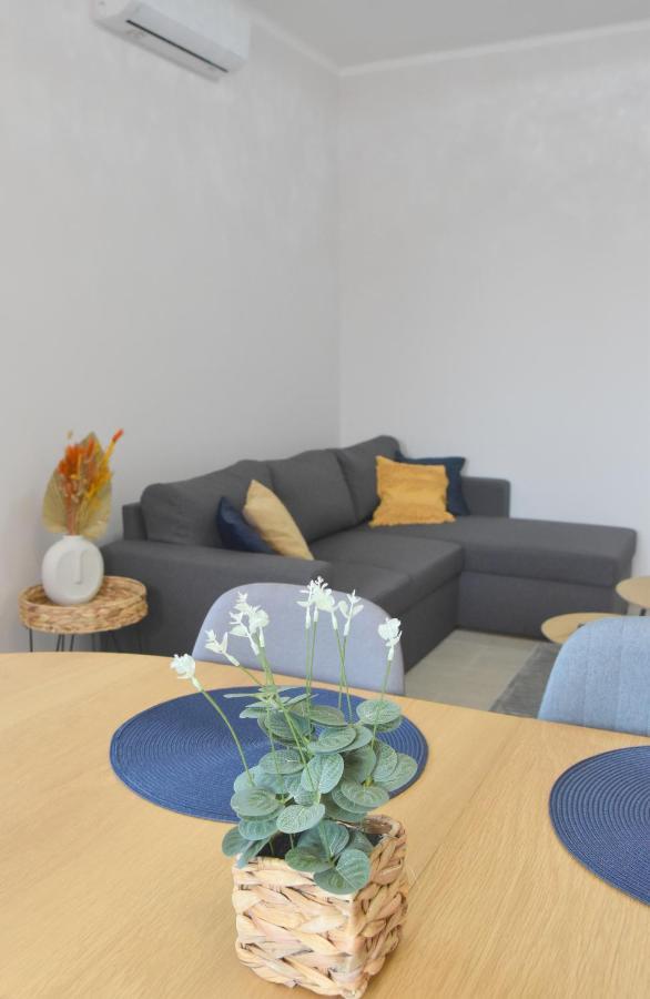 Voeroesko Apartmanhaz Balatonalmádi Exterior foto